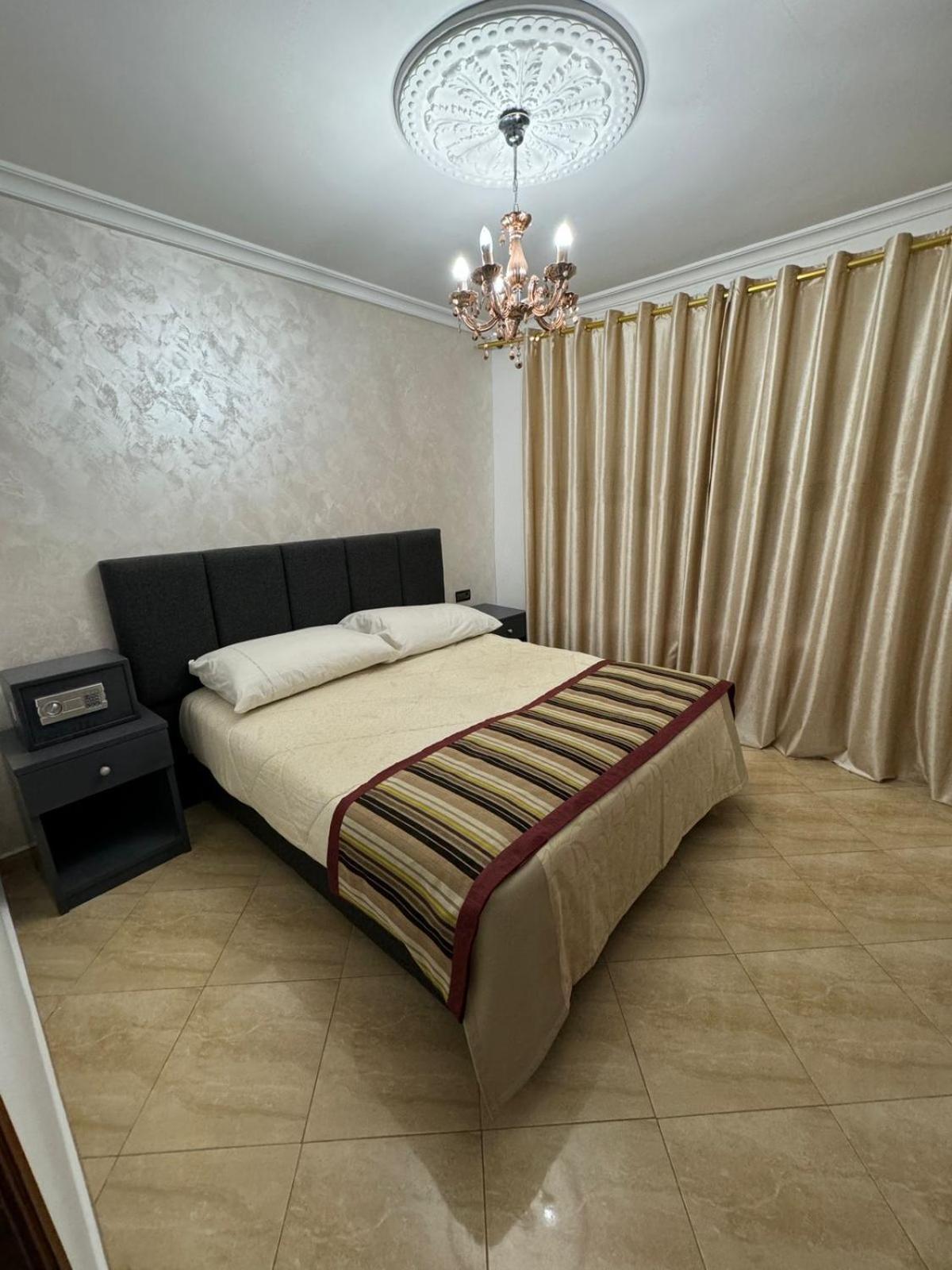Appart Hotel Excellent Надор Екстер'єр фото